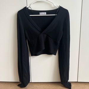 Urban Outfitters V neck Cropped Top Black Size M